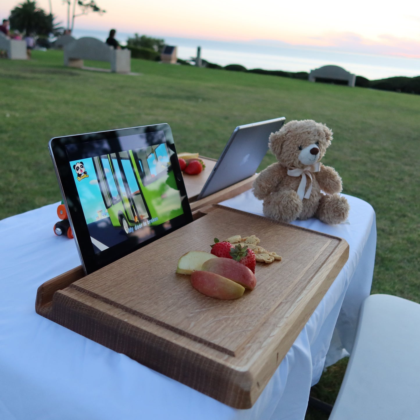 iPad Breakfast News Reader - Professional Grade Cutting Board - Solid Oak